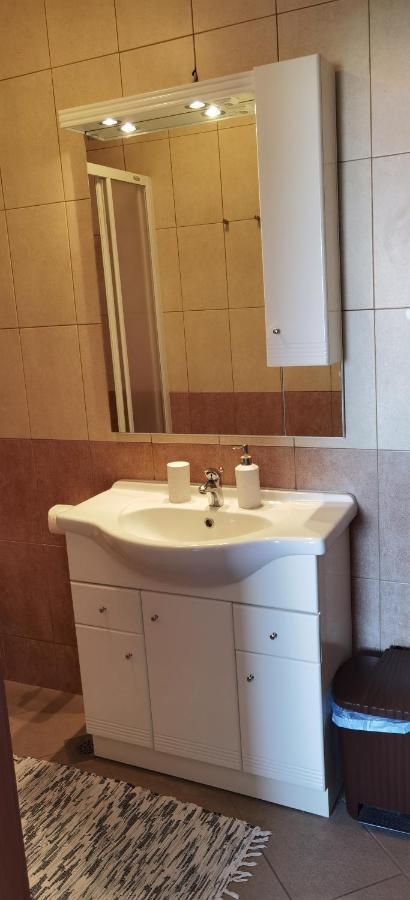 Apartmani Neva Supetar Dış mekan fotoğraf