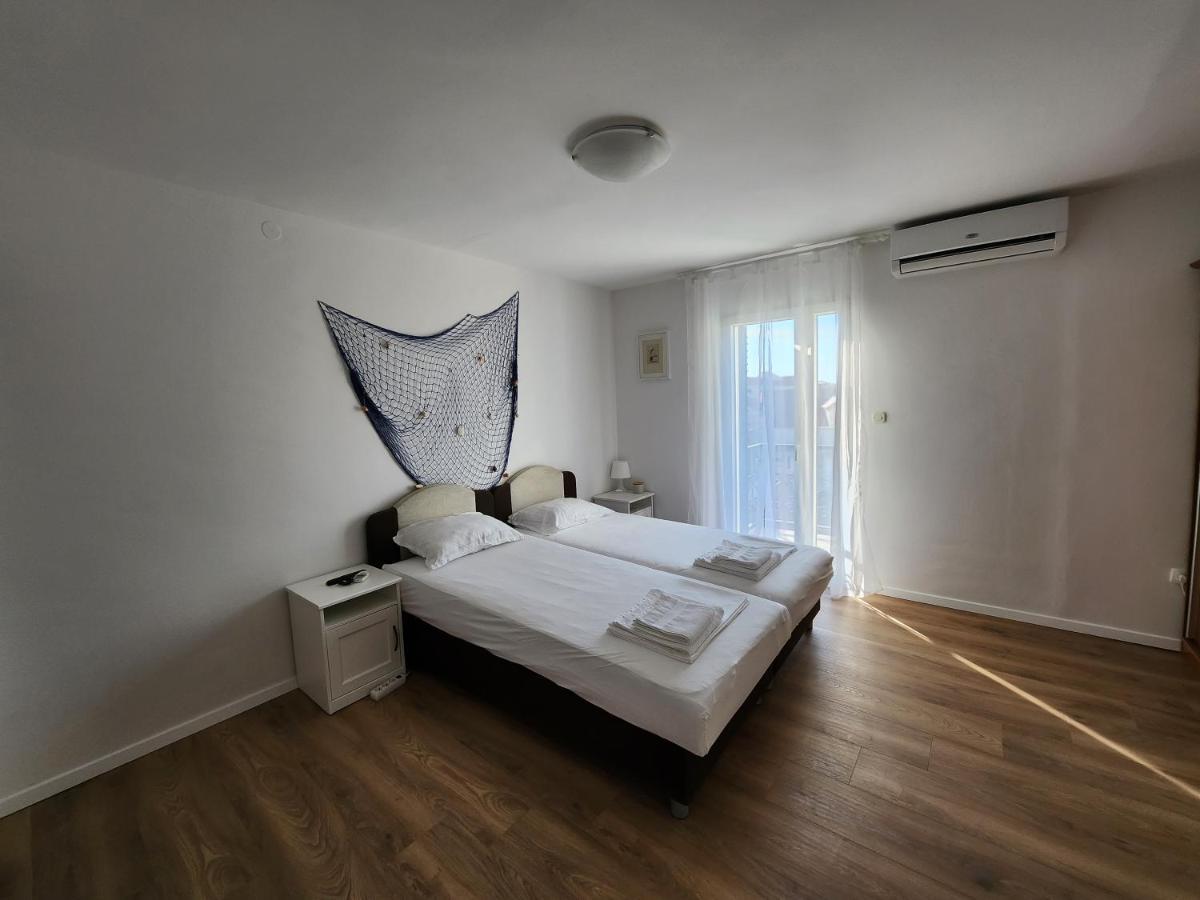 Apartmani Neva Supetar Dış mekan fotoğraf
