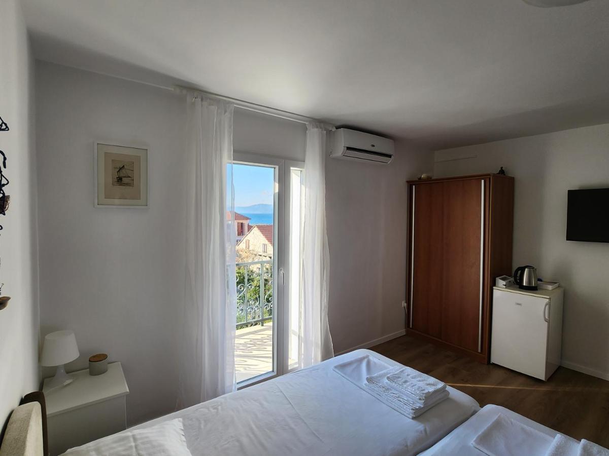 Apartmani Neva Supetar Dış mekan fotoğraf