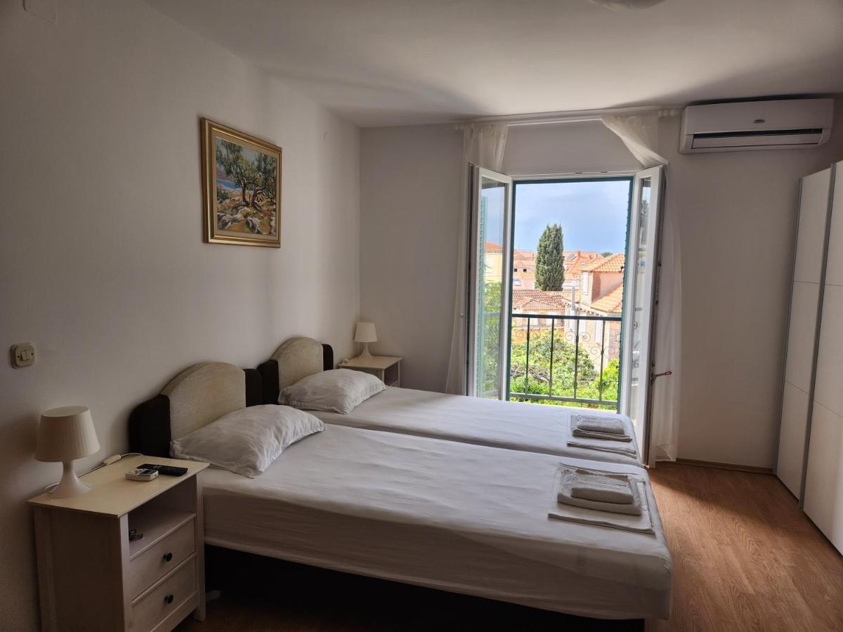Apartmani Neva Supetar Dış mekan fotoğraf